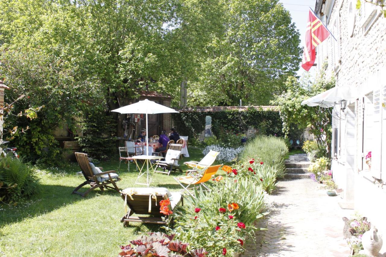 Avenue Du Chateau Saint-Just  Luaran gambar